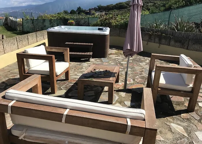 Casitas Uvas Y Vinas لوس رياليخوس