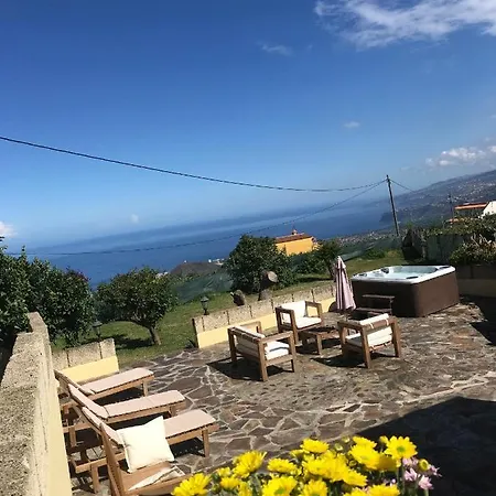 Casitas Uvas Y Vinas * Los Realejos