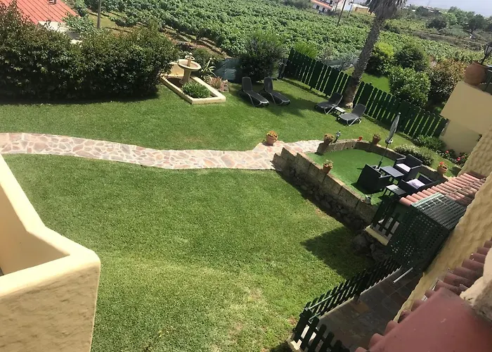 Casitas Uvas Y Vinas * Los Realejos