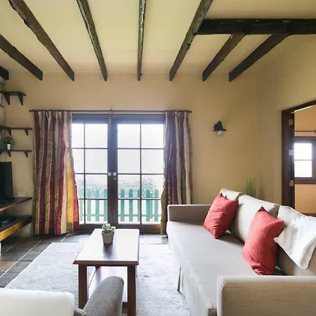 Casitas Uvas Y Vinas * Los Realejos