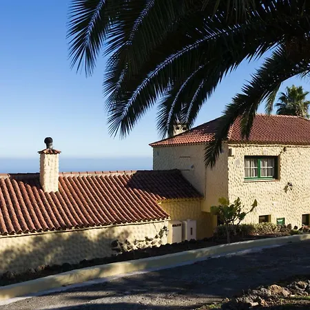 Casitas Uvas Y Vinas * لوس رياليخوس