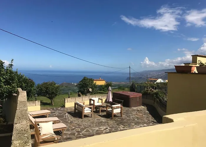 بيت للعطل Casitas Uvas Y Vinas *